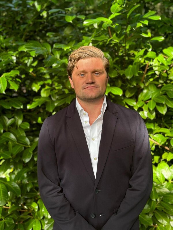 Hadrien - vice-voorzitter & penning