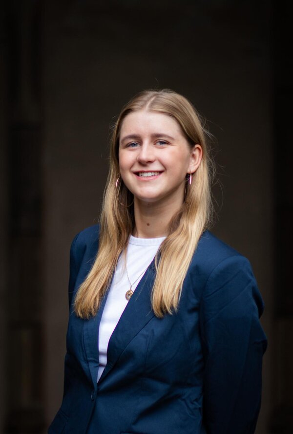 Project Manager - Josephine Theunissen 