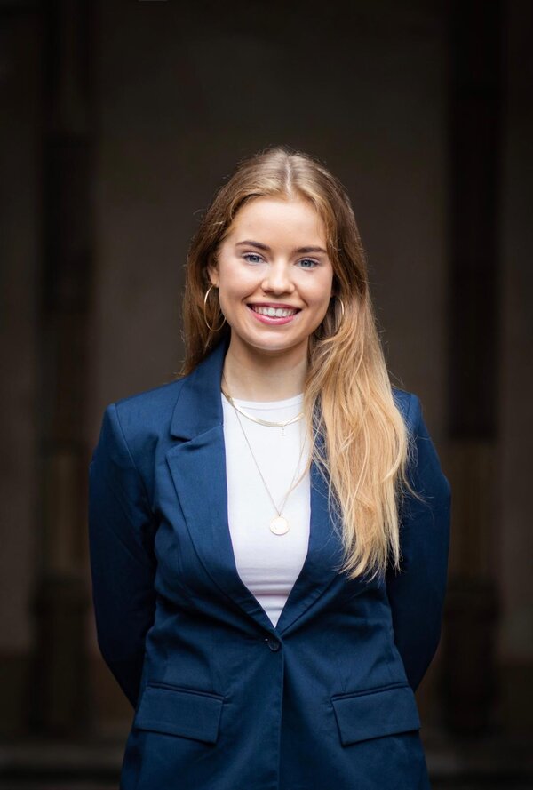 Marketing & Events - Sophie Haring